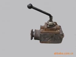 農(nóng)機配件革新 廠家直供單邊制動四驅(qū)變速箱助力現(xiàn)代農(nóng)業(yè)